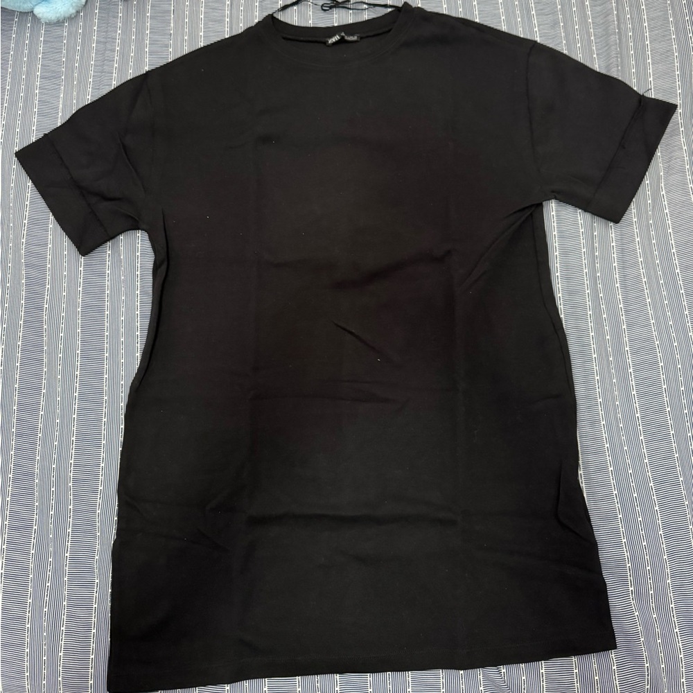 Zara Black Short Sleeve Men's Tee
